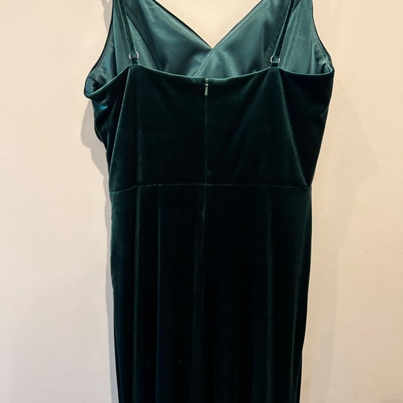 Revelry Rory Velvet Dress Emerald 613 - Picture 5 of 8